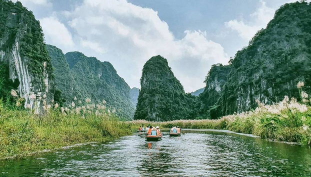 Erkunden Sie die Bai Dinh Pagode, Trang An und die Mua-Höhle – Ganztages-Tour - Foto 5